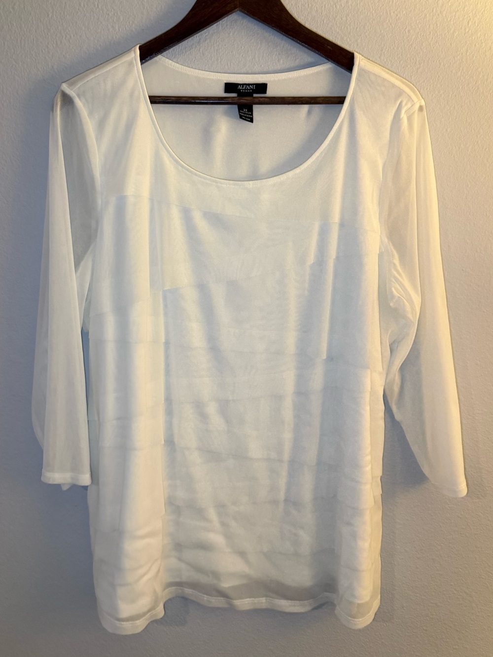 Alfani White Scoop Neck Long Sleeve Women's Top
